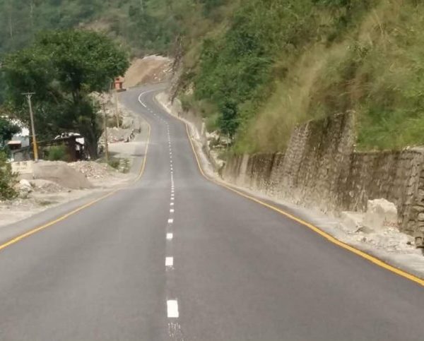 नारायणगढ-मुग्लिन सडकमा आज राति ८ बजेदेखि सवारी चलाउन पूर्ण रोक