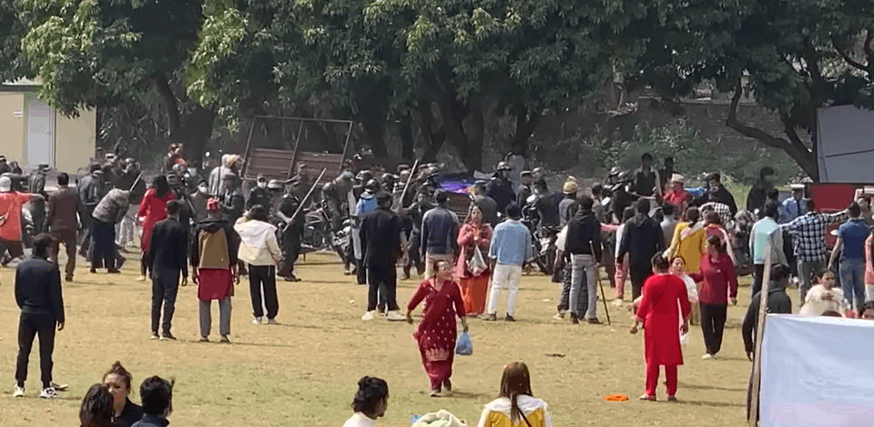 पोखरामा कोटीहोमको भूमिपुजन रोक्न खोज्दा झडप, एक दर्जन घाइते (भिडियो)