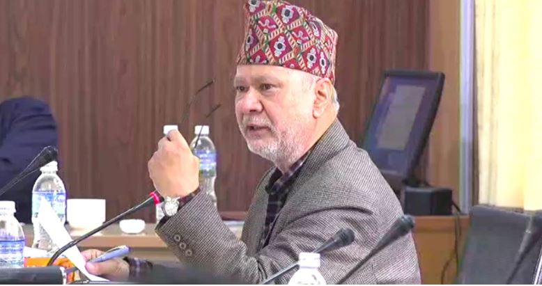 पत्रकारलाई संसदीय समितिको बैठकमा रोक लगाउन एमाले सांसद पन्तको माग (भिडियो)