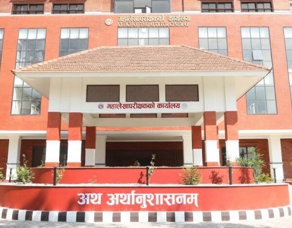 अन्तरनिकाय समन्वय नहुँदा खानेपानी लाइनमा छ…