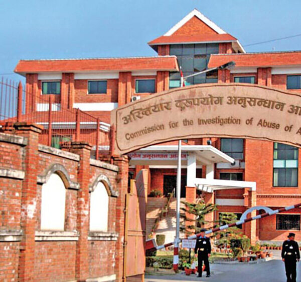 वडाको एम्बुलेन्समा वडाध्यक्षको रजाइँ, आफूखुसी भाडा उठाएपछि भ्रष्टाचार मुद्दा