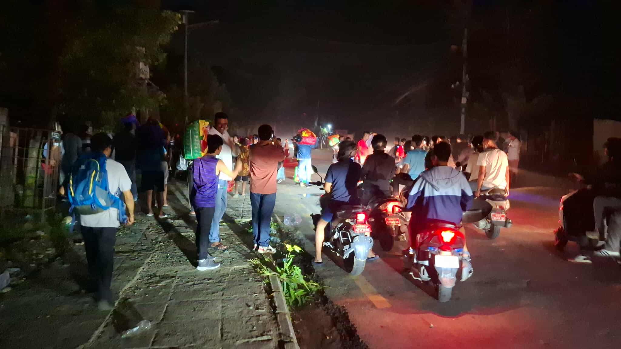 सेनाले पनि नियन्त्रणमा लिन सकेन प्रर्दशन, रात…