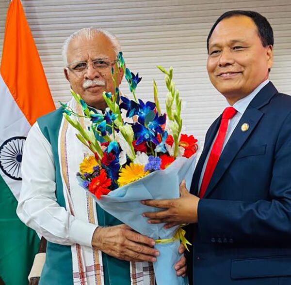 मन्त्री घिसिङ र भारतीय पावरमन्त्री खट्टरबीच भेटवार्ता