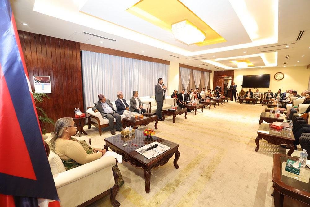 प्रधानमन्त्री कार्कीले बोलाएको त्रिपक्षीय छलफल शुरु, को…