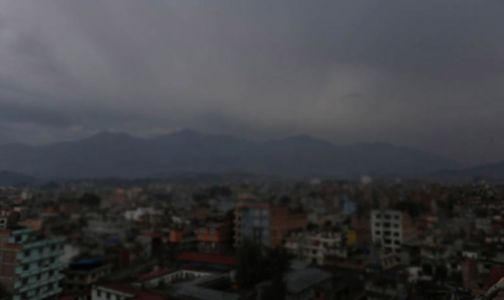 मौसम खराब भएपछि हवाई उडान प्रभावित