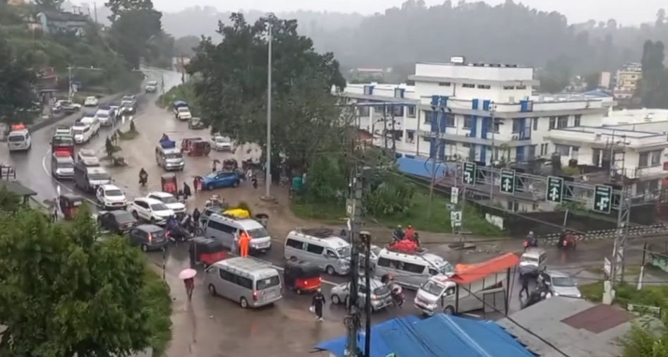 बीपी राजमार्ग फेरि बन्द