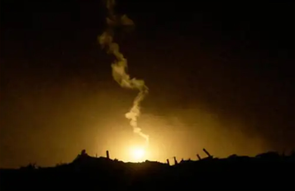 गाजामा इजरायलको हवाई हमला, ३० भन्दा बढीको…