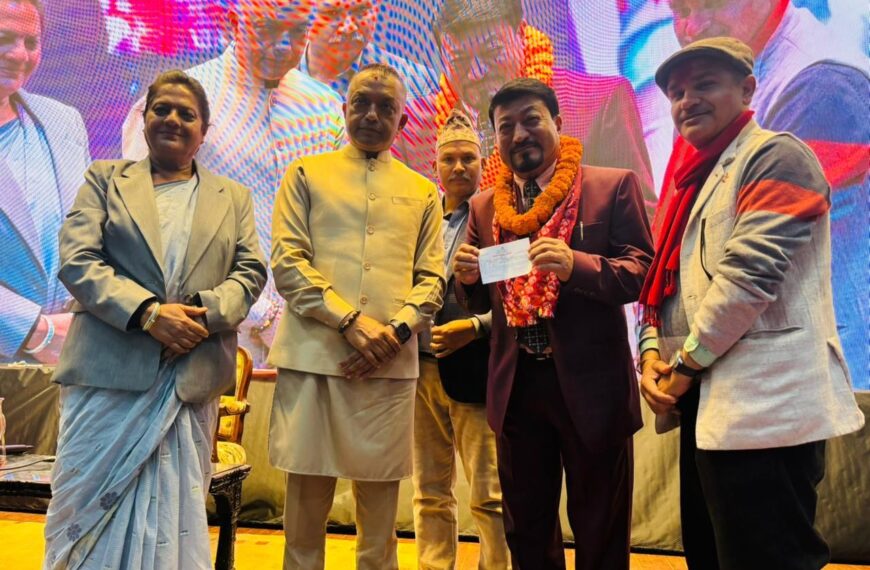 एमालेका नेता रामवीर मानन्धर कांग्रेसमा प्रवेश