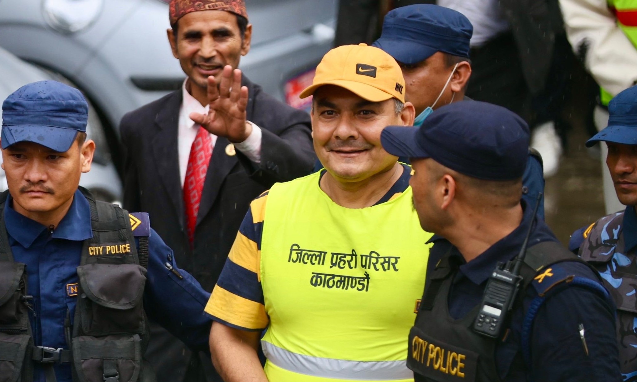 सोमबारसम्म दुर्गा प्रसाईंको अनुसन्धान सक्न सर्वोच्चको आदेश