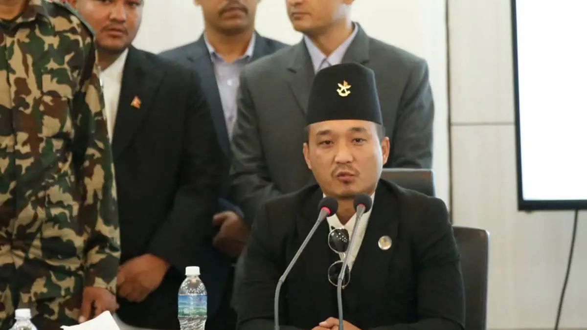 पार्टी निर्णयको पालना गर्छु, अनुसन्धानमा सहयोग गर्न तयार छु : गृहमन्त्री गुरुङ