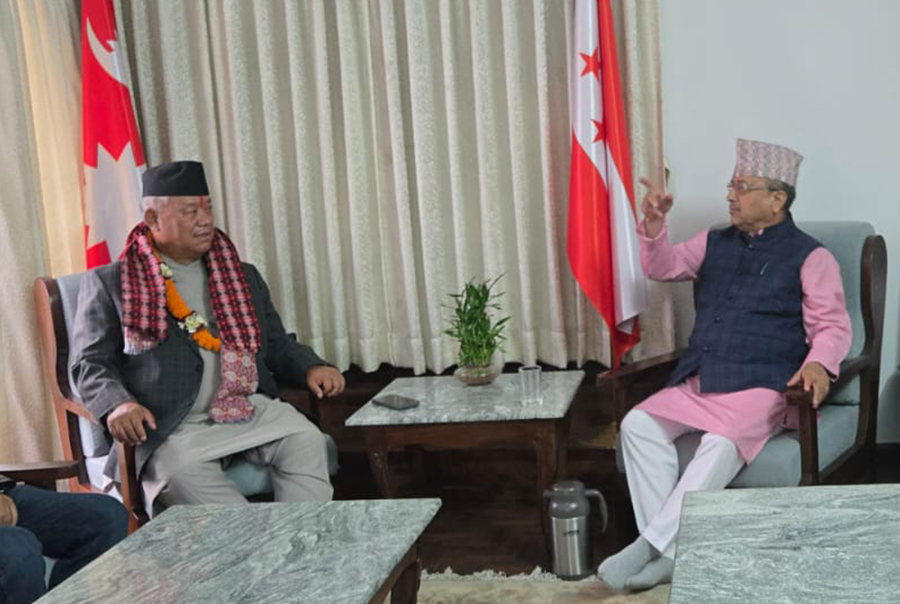 कांग्रेस संसदीय दलका नेता आङ्देम्बे र पूर्णबहादुर&hellip;