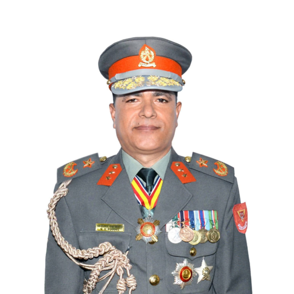 सशस्त्र प्रहरीको नयाँ आईजीपीमा नारायणदत्त पौडेल नियुक्त