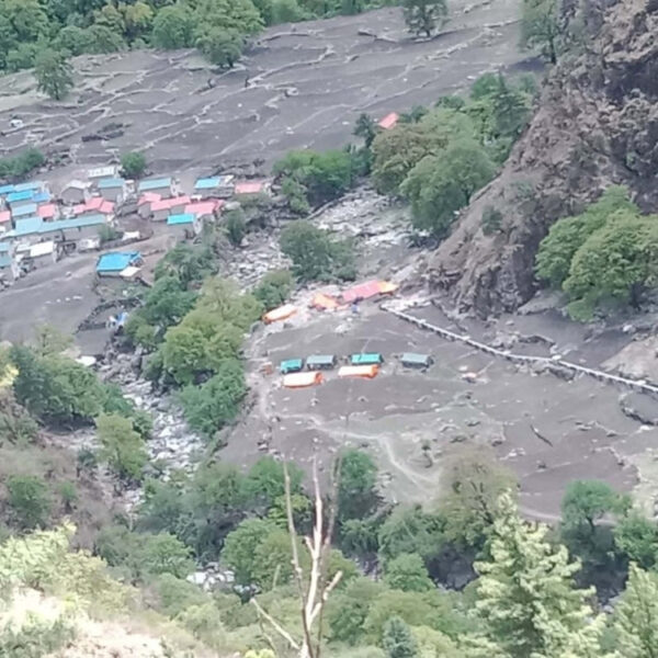 हुम्लामा पहिरोको वितण्डा : विद्यालय भवन, गोठ र खेतीयोग्य जमिनमा क्षति