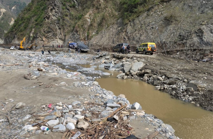 अस्थायी डाइभर्सन बनाएर बीपी राजमार्ग खुलाइयो
