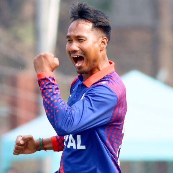 एकदिवसीय अन्तर्राष्ट्रिय क्रिकेटमा ललितको ५० विकेट पूरा