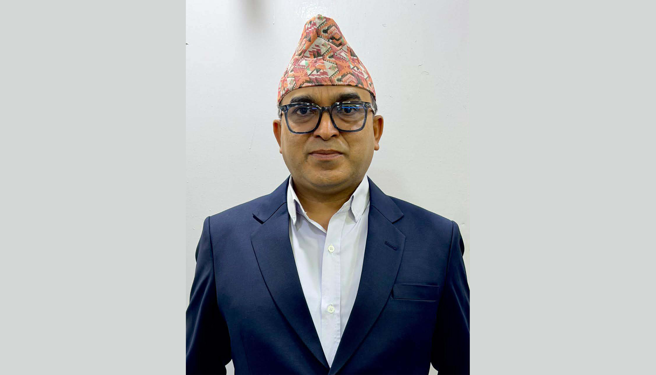 प्रकाश अधिकारी प्रतिनिधिसभाको सचिवमा नियुक्त