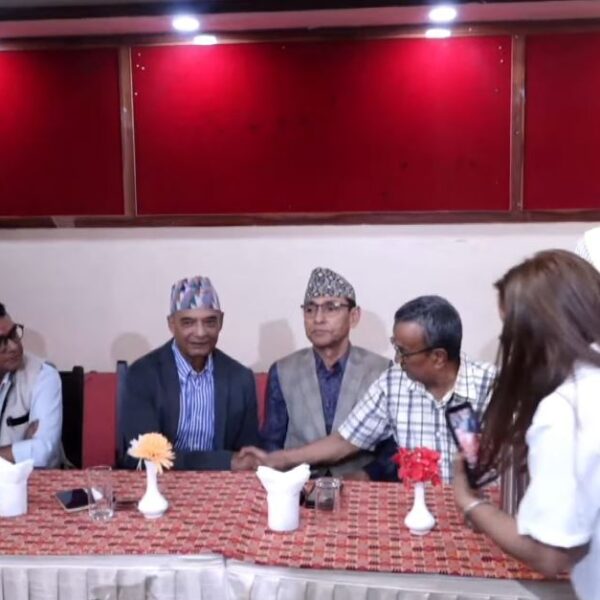 राप्रपामा ठूलो विद्रोह, धवलशमशेरसहित १८३ नेता–कार्यकर्ताले गरे पार्टी परित्याग