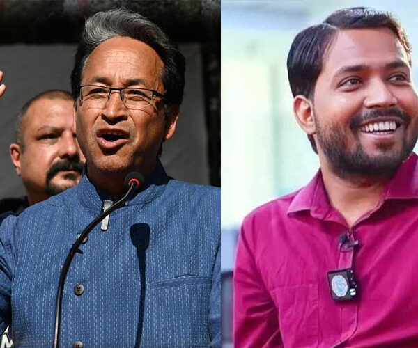 शिक्षामन्त्रीको राजनीमा माग्दै भारतमा कक्रोच पार्टीको प्रदर्शन, खान सर वा सोनम वांगचुकलाई मन्त्री बनाउन माग