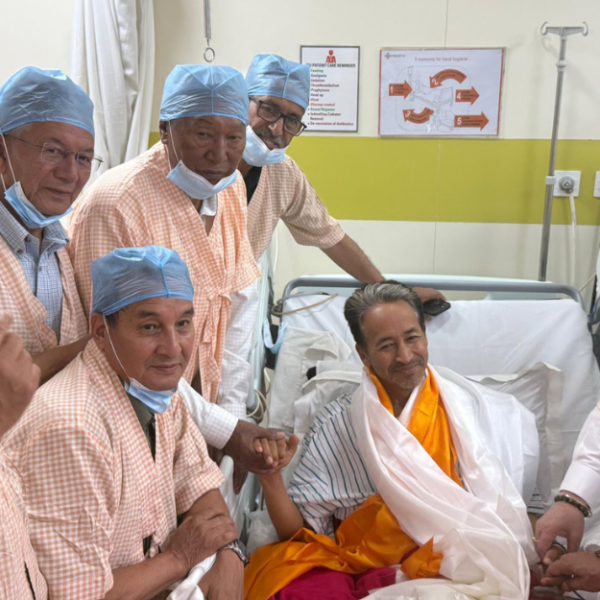 सोनम वाङ्चुकले तोडे आमरण अनसन
