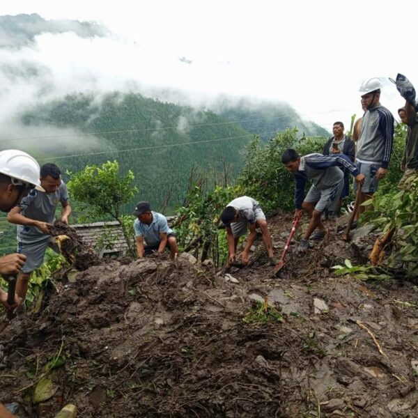बाढीमा बगेर ५ जना भारतीय सैनिक बेपत्ता