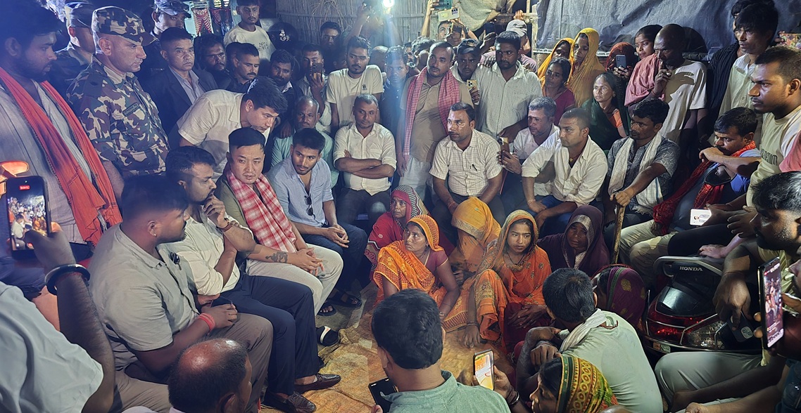 सिराहामा गोलीबाट मारिएका गणेश यादवको परिवारलाई प्रदेश…