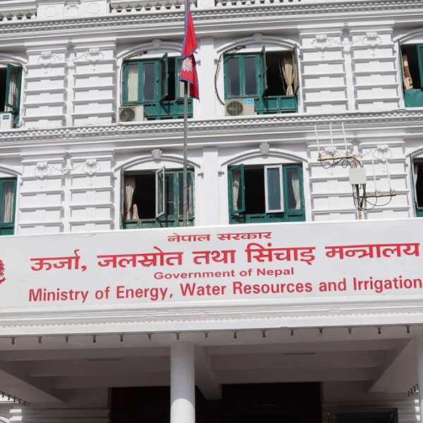 बिजुलीको महसुल घटाउने ऊर्जा मन्त्रालयको तयारी