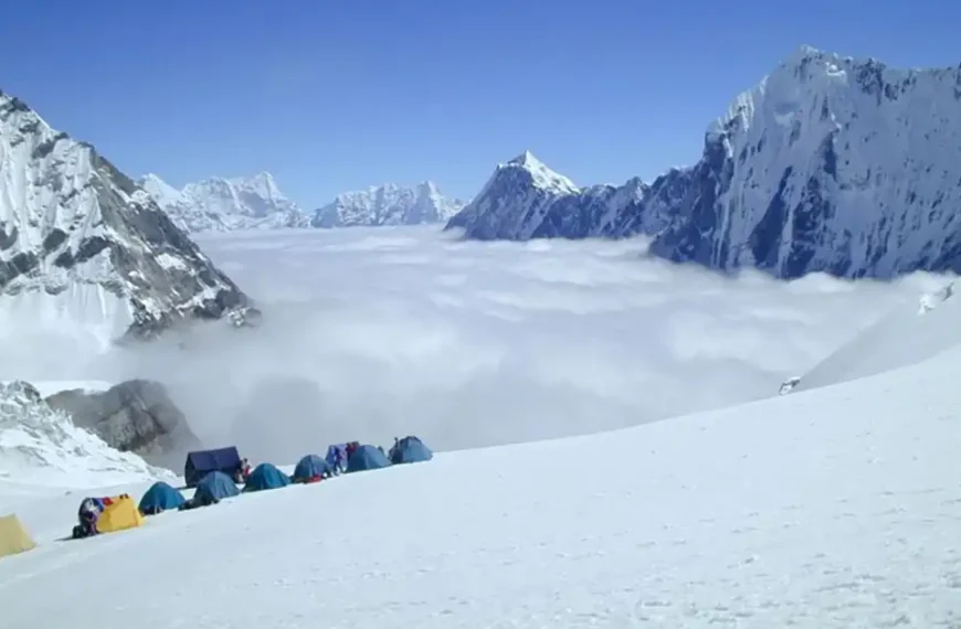 यलुङ रि हिमपहिरोमा परेको ९ महिनापछि भेटियो पाँच जनाको शव