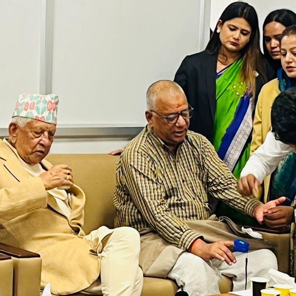 संसद्को सभाकक्षमा ढले सांसद खड्का, वीर अस्पताल लगिंदै