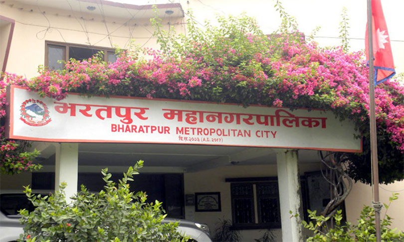 सम्झौताअनुसार निर्माण सम्पन्न नगरेपछि २६ व्यवसायीलाई स्पष्टीकरण