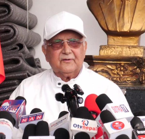 ओलीको तर्क- सरकारबाट जाँदा ढिला हुने भएर सीधै पीडितलाई राहत दियौं