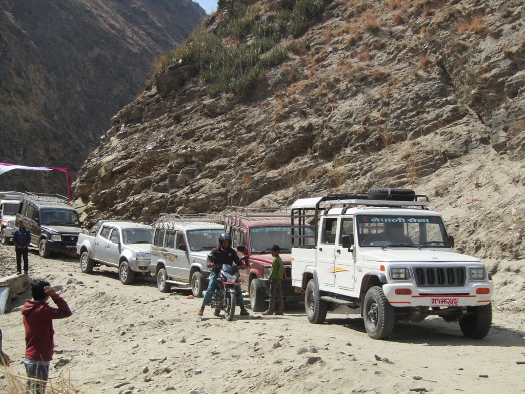 पहिरोले कर्णाली करिडोर अवरुद्ध