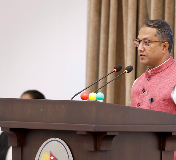 उद्योगमन्त्रीको जवाफ- ‘क्विक रेस्पोन्स टिम’ बनाएका छौँ, ग्यास अभाव हट्दै जान्छ