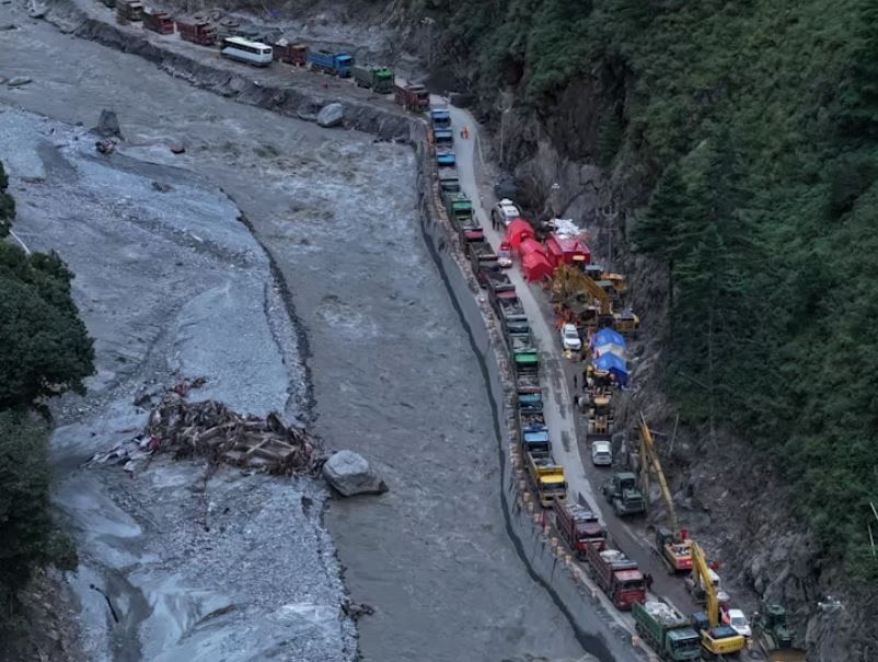 चीनद्वारा तिब्बत–नेपाल सीमा जोड्ने राजमार्ग पुनः सञ्चालन