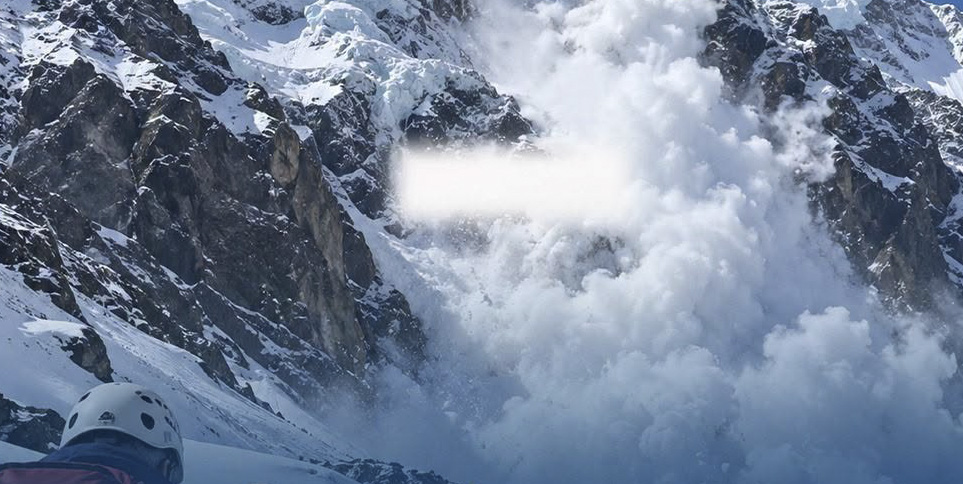  मनाङको हिमलुङ हिमपहिरोमा १४ बेपत्ता