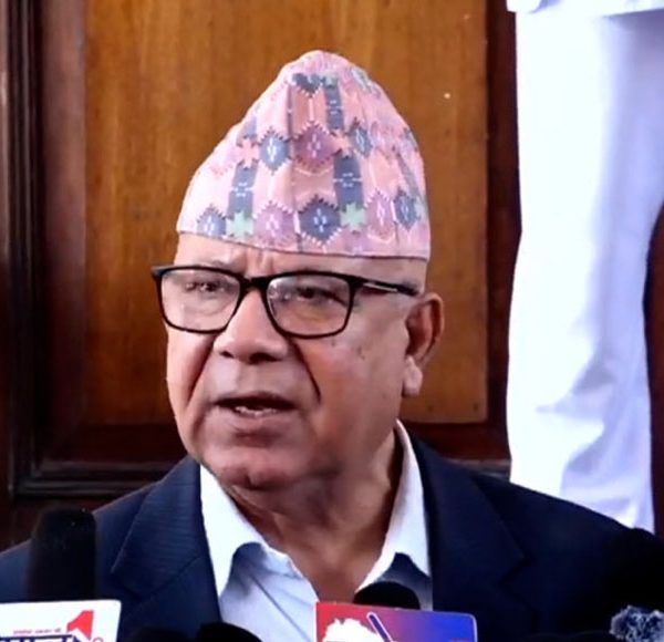 विपद्बारे प्रधानमन्त्रीले संवाद गरेर राष्ट्रिय धारणा बनाउनुपर्छ: माधवकुमार नेपाल