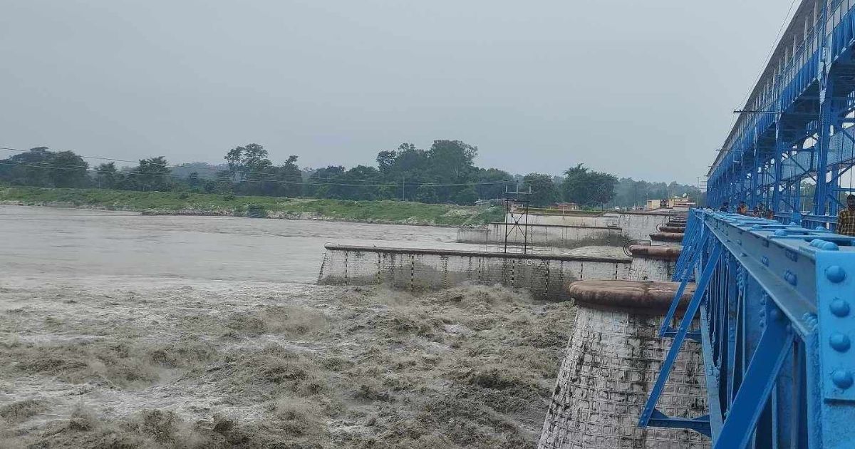 महाकालीमा पानीको बहाव बढ्यो : बनवासा पुलमा आवागमन…