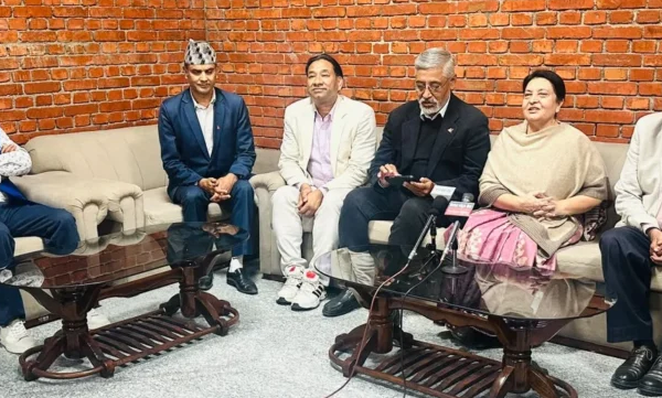 एमाले वरिष्ठ नेता भण्डारी स्वदेश फिर्ता