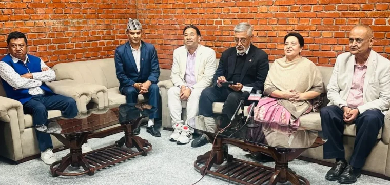 एमाले वरिष्ठ नेता भण्डारी स्वदेश फिर्ता