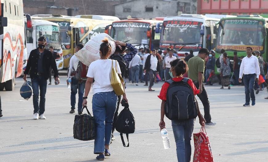 पौने ६ लाख मानिसले छाडिसके काठमाडौँ उपत्यका