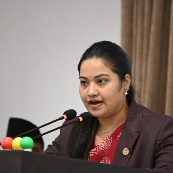 जनशक्ति थपेर भूमिहीनलाई लालपुर्जा वितरण गर्छौँ : मन्त्री रावल